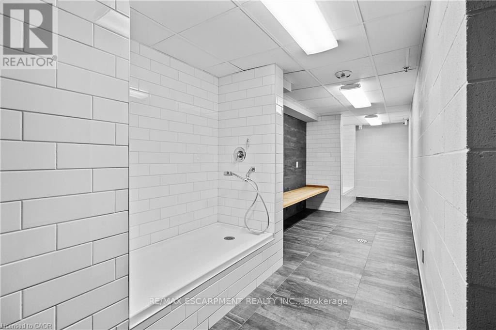 Photo 30 of 703 30 Hamilton Street S, Hamilton ON