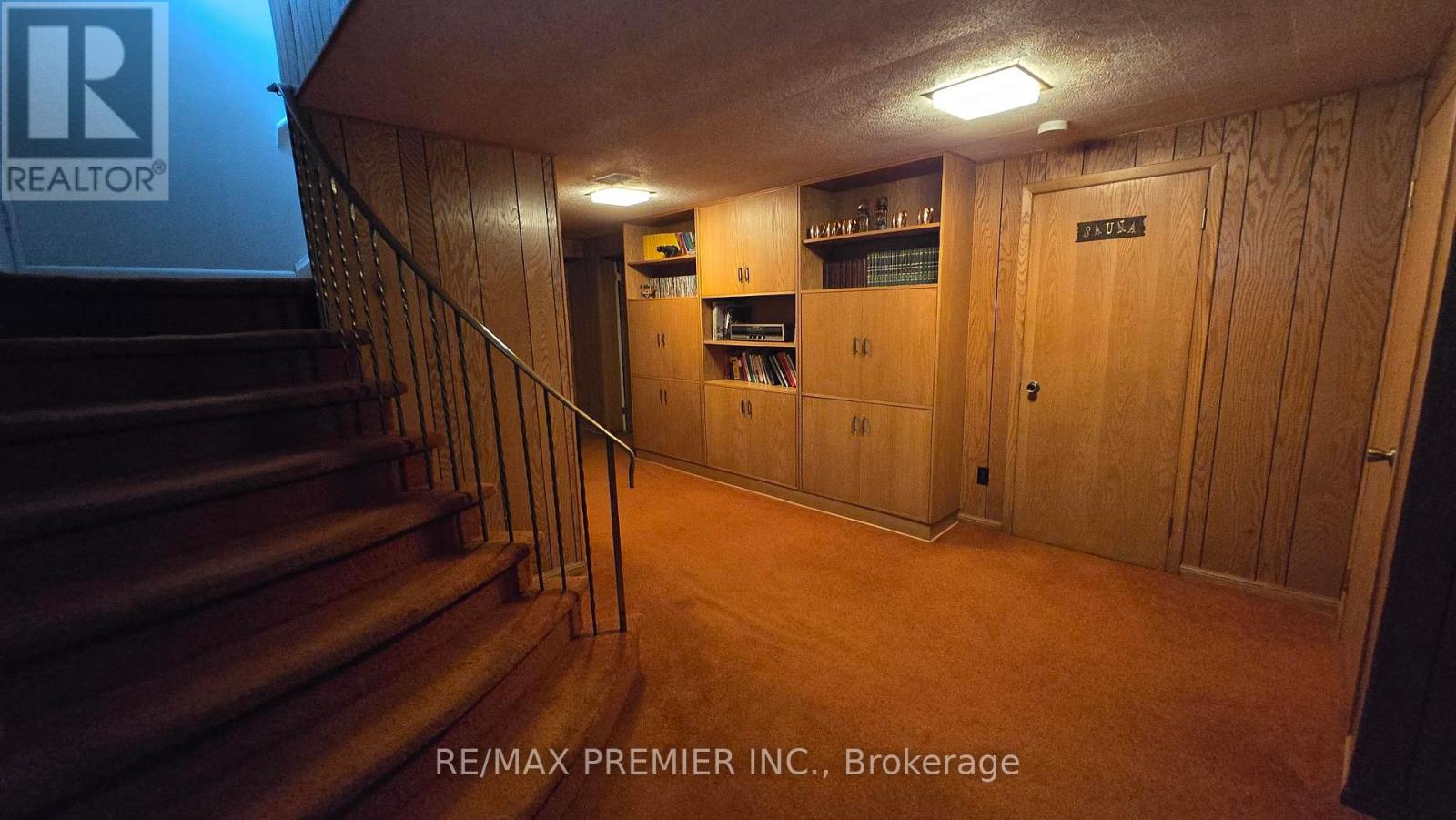 Photo 1 of 23 Canton Avenue, Toronto ON