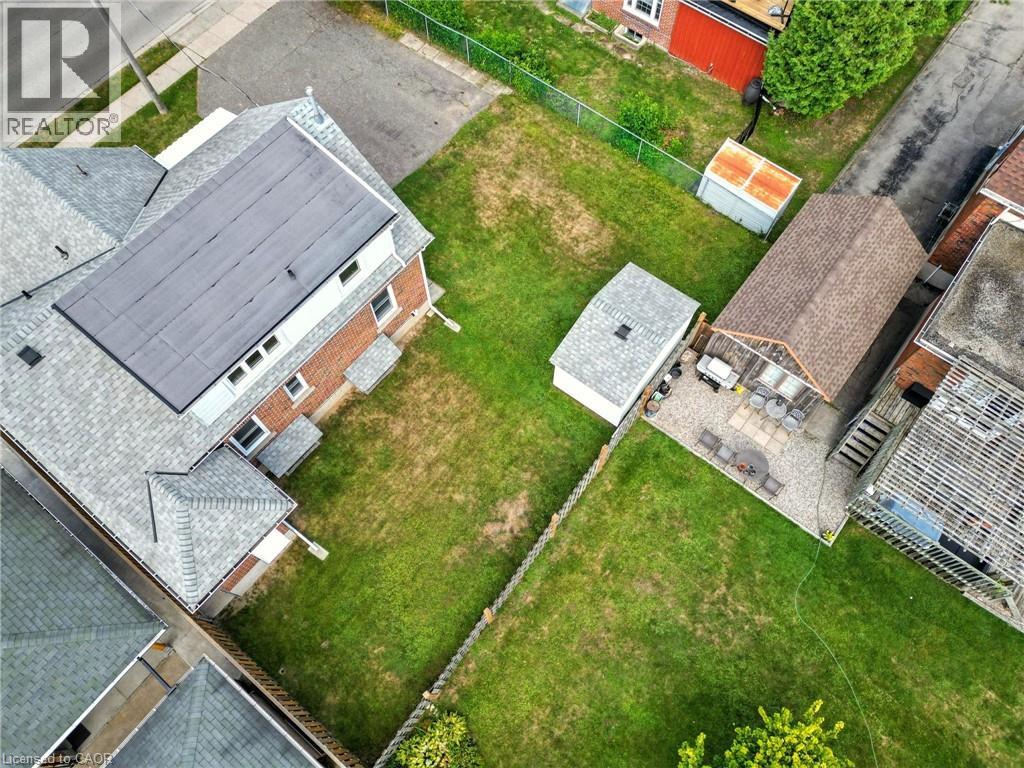 Photo 41 of 117 Pollock Avenue, Cambridge ON