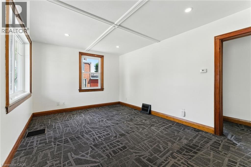 Photo 7 of 117 Pollock Avenue, Cambridge ON
