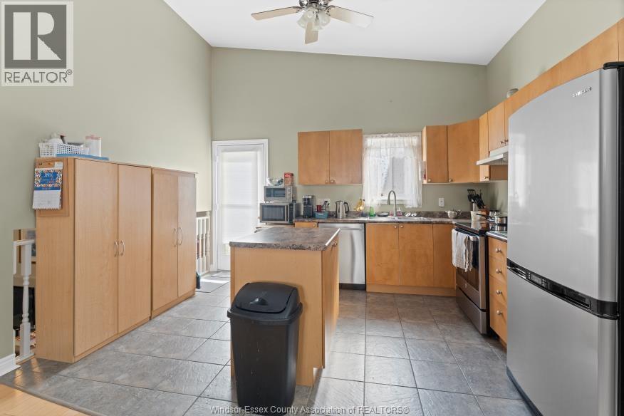 Photo 26 of 316 Mclellan, Amherstburg ON