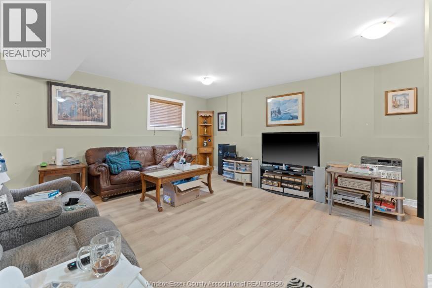 Photo 25 of 316 Mclellan, Amherstburg ON