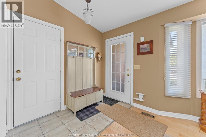 Photo 35 of 316 Mclellan, Amherstburg ON