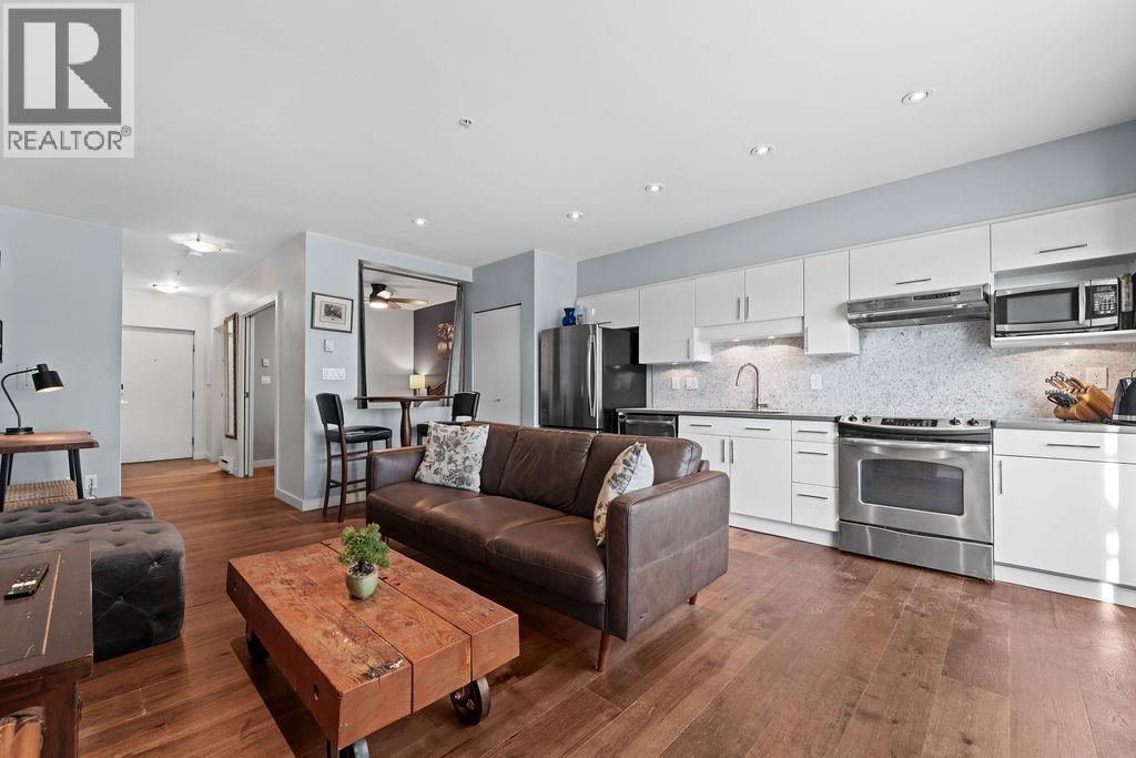 Photo 12 of 406 1688 Cypress Street, Vancouver BC