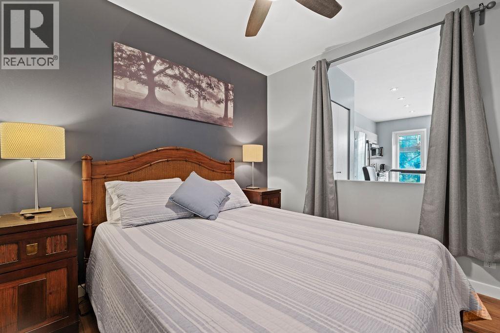 Photo 2 of 406 1688 Cypress Street, Vancouver BC