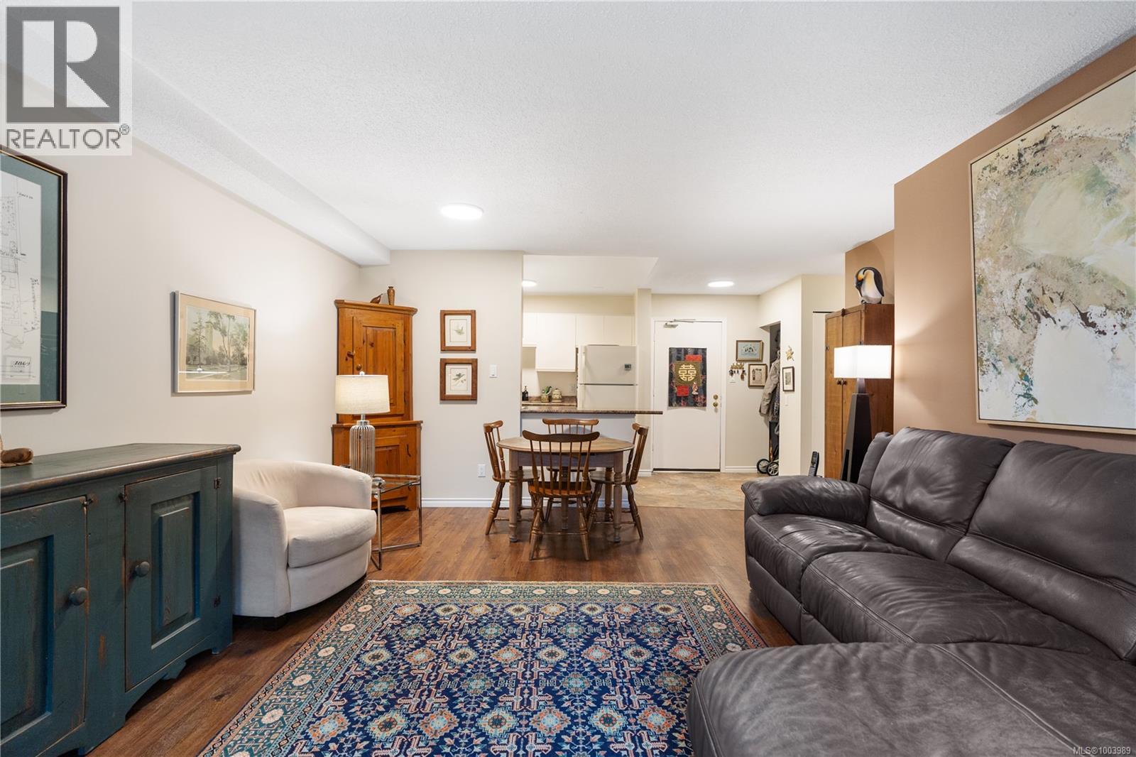 Photo 11 of 115 10110 Fifth St, Sidney BC
