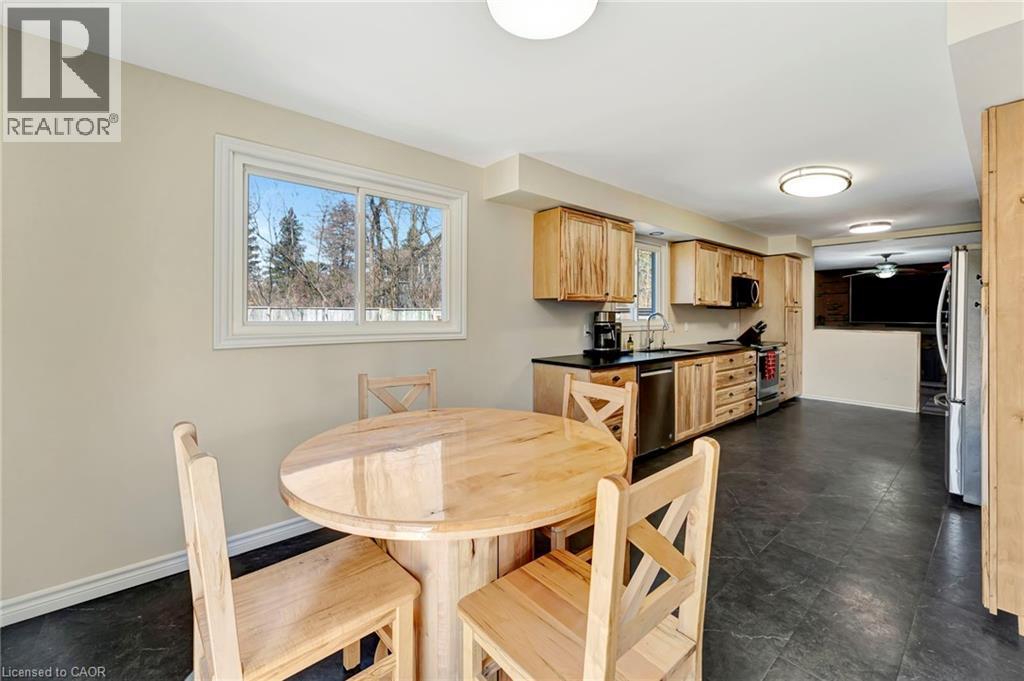 Photo 12 of 391 Tecumseh Street, Woodstock ON