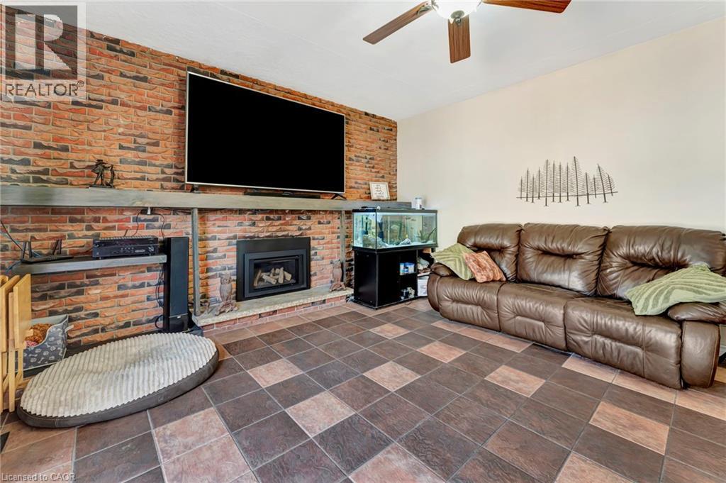 Photo 13 of 391 Tecumseh Street, Woodstock ON