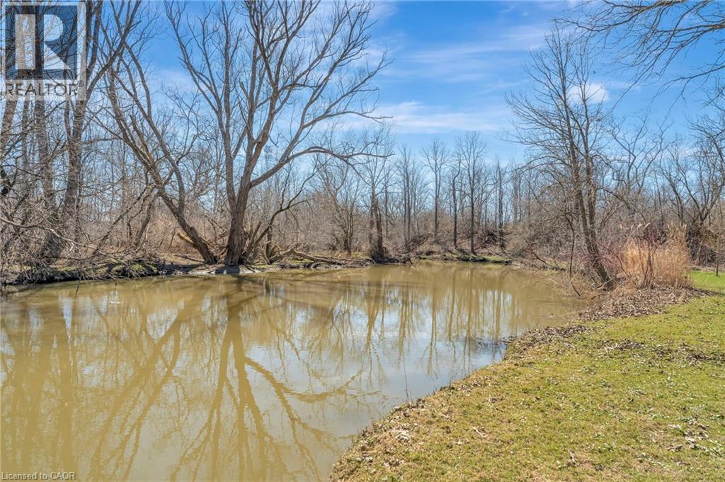 Photo 18 of 391 Tecumseh Street, Woodstock ON