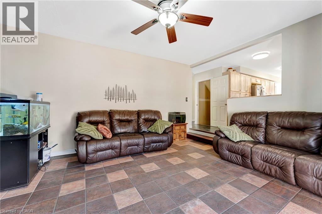 Photo 10 of 391 Tecumseh Street, Woodstock ON