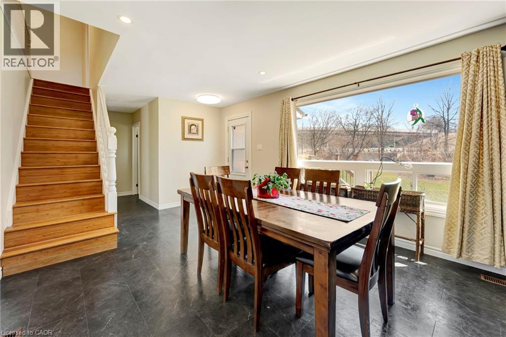 Photo 20 of 391 Tecumseh Street, Woodstock ON