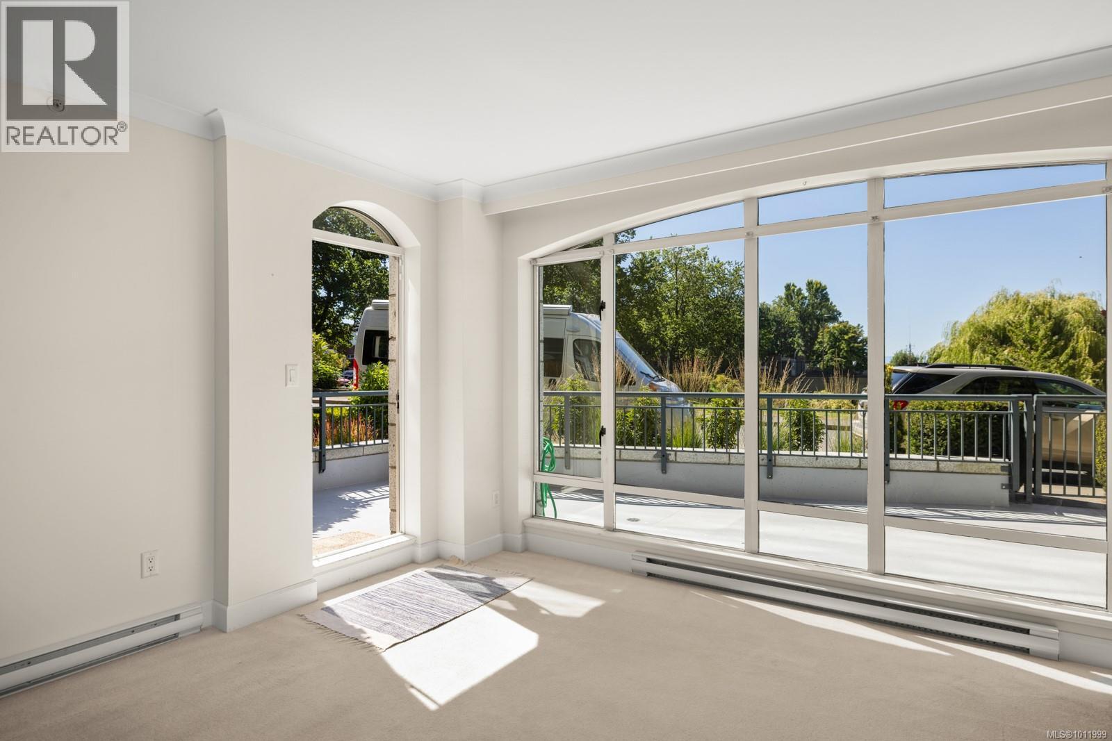 231 21 Dallas Road, Victoria