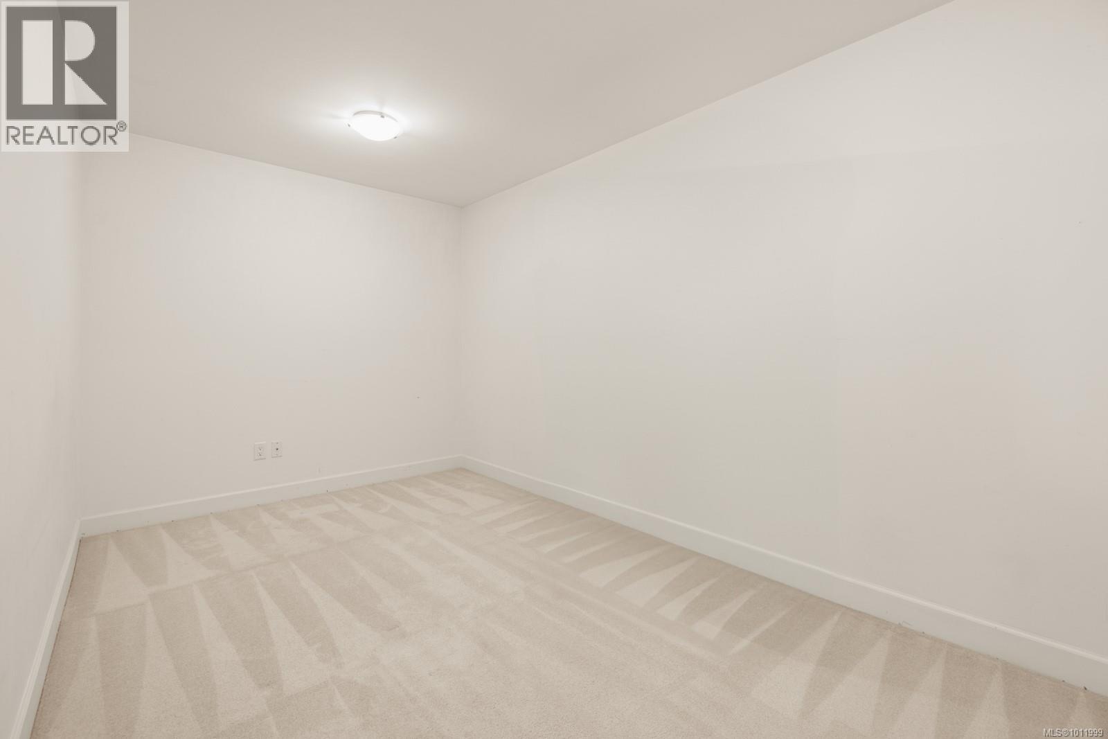 231 21 Dallas Road, Victoria