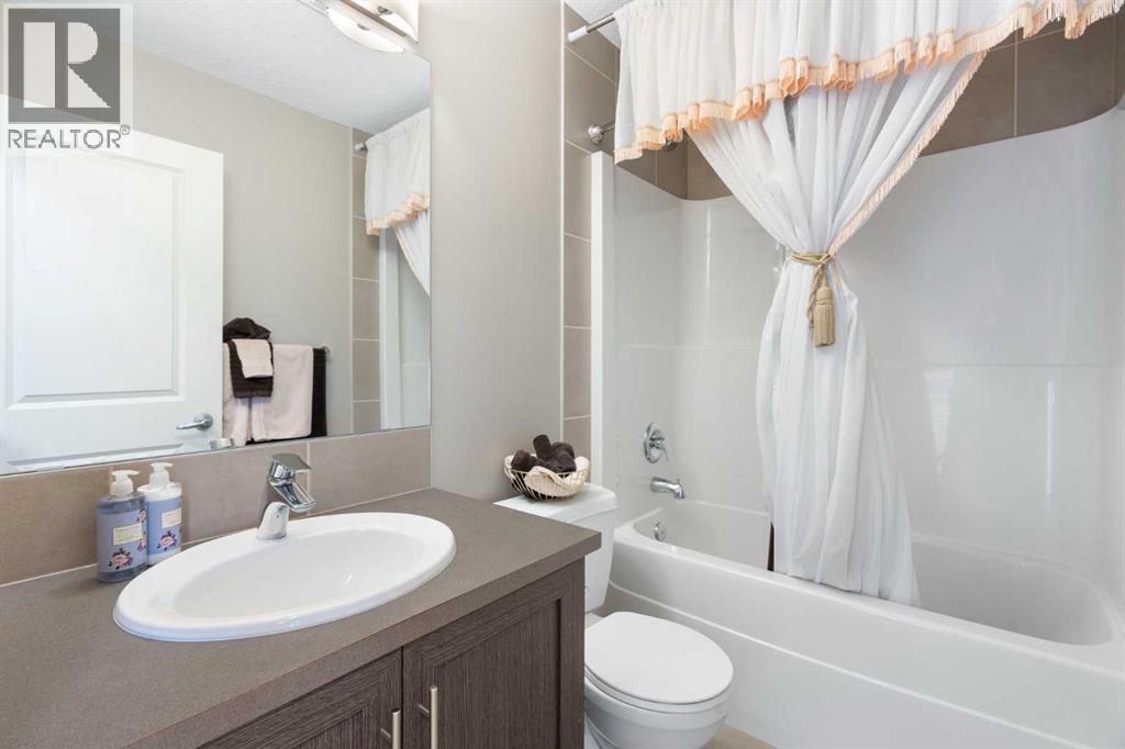 Single Family House for Sale in  Nolanfield Way NW Nolan Hill Calgary 