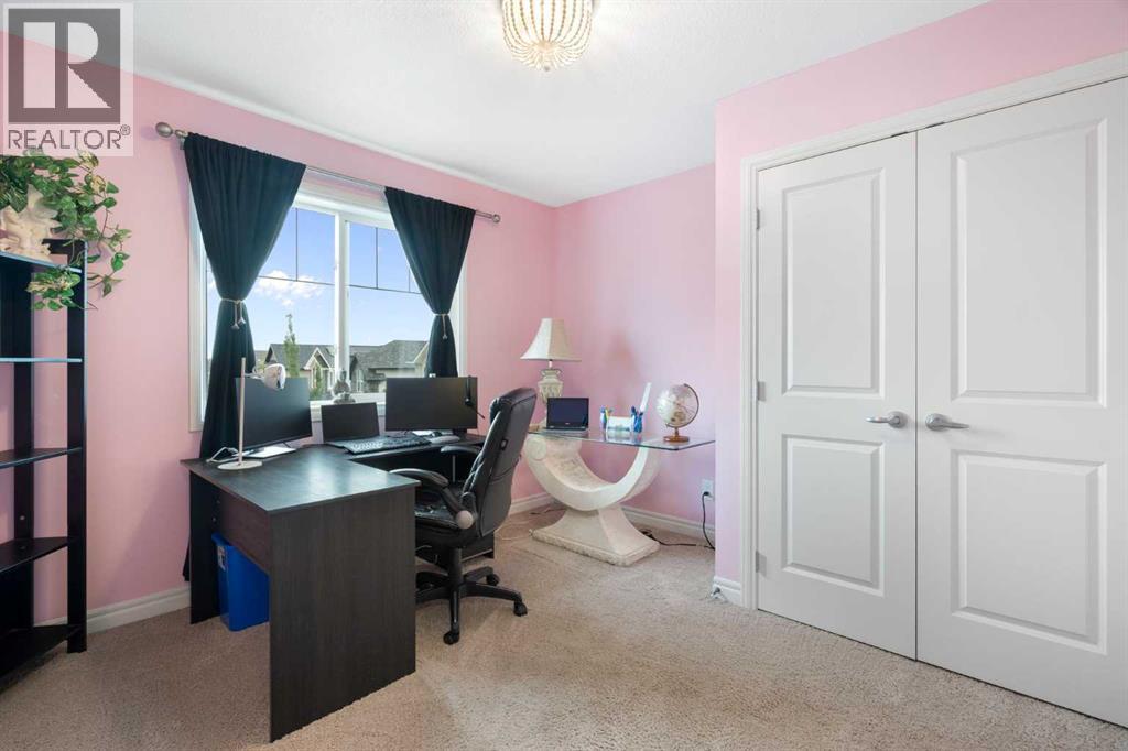 Single Family House for Sale in  Nolanfield Way NW Nolan Hill Calgary 