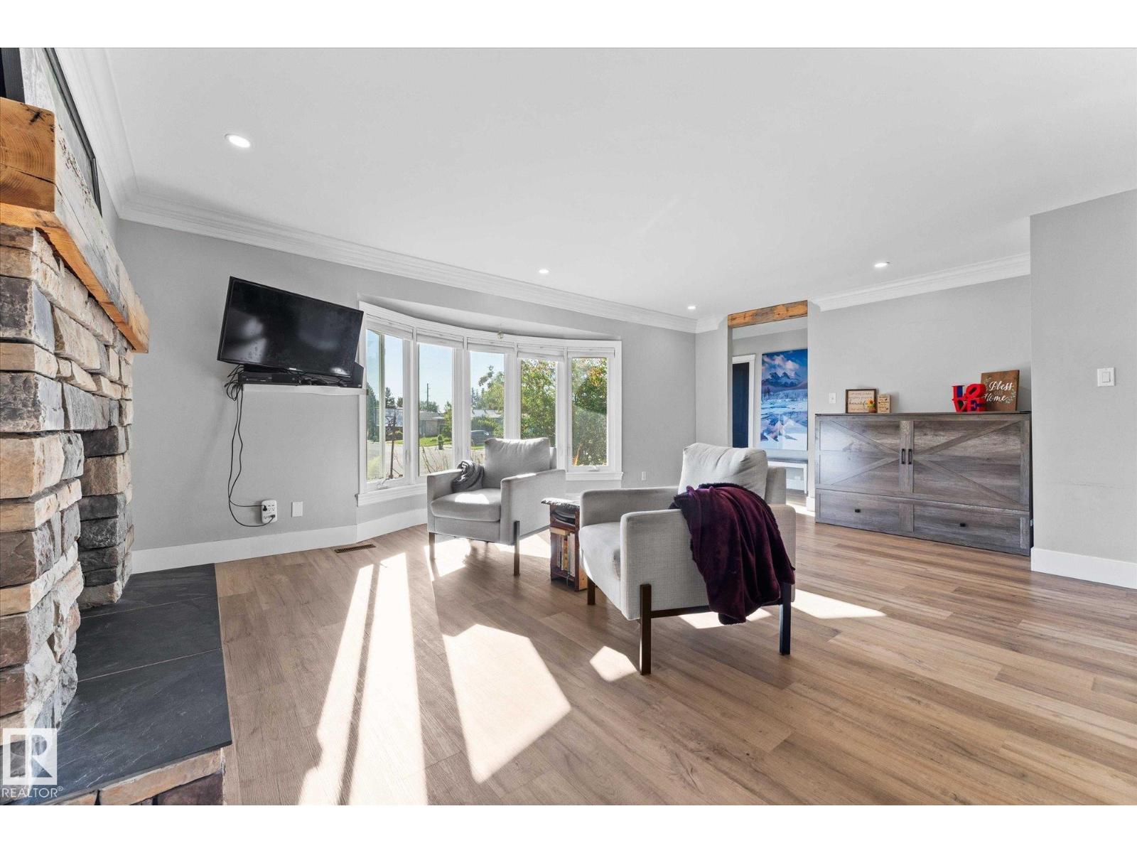 Photo 44 of 8004 180 St Nw, Edmonton AB