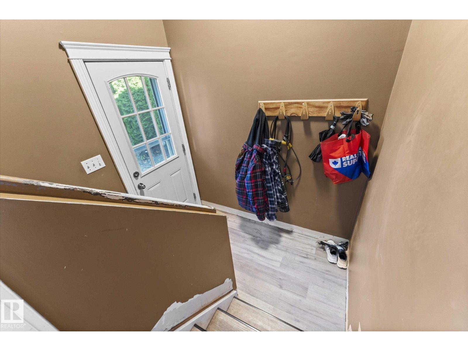 Photo 31 of 8004 180 St Nw, Edmonton AB