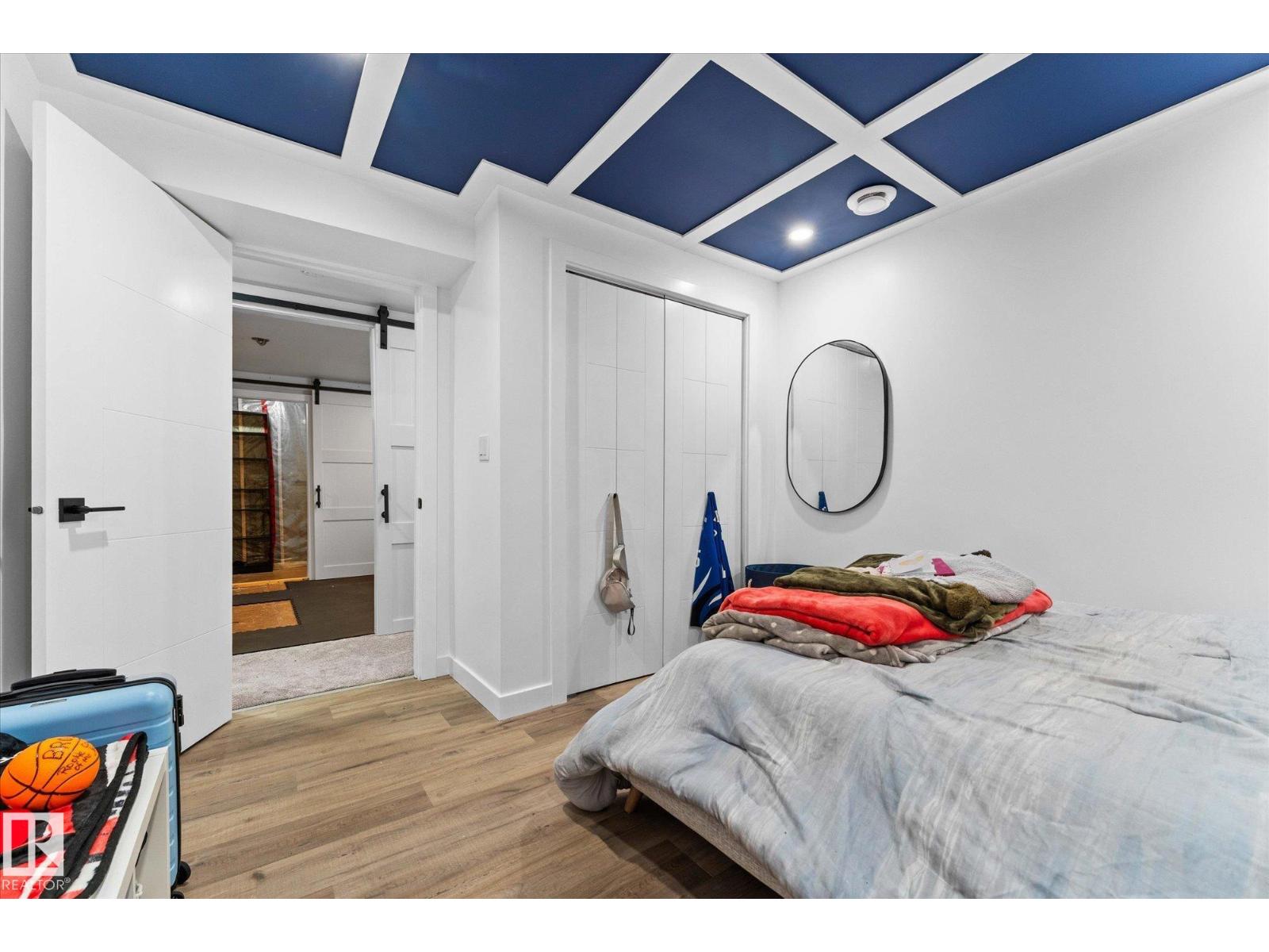 Photo 14 of 8004 180 St Nw, Edmonton AB