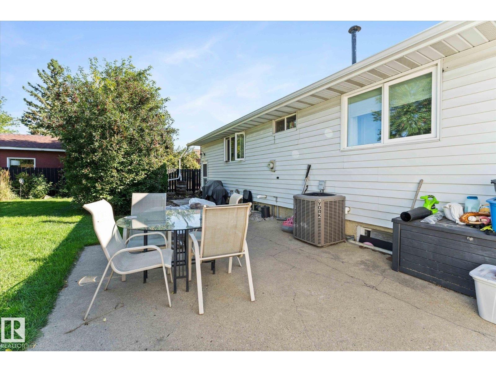 Photo 41 of 8004 180 St Nw, Edmonton AB