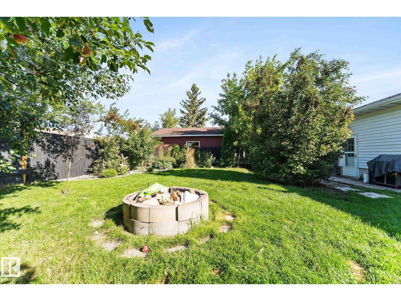 Photo 43 of 8004 180 St Nw, Edmonton AB