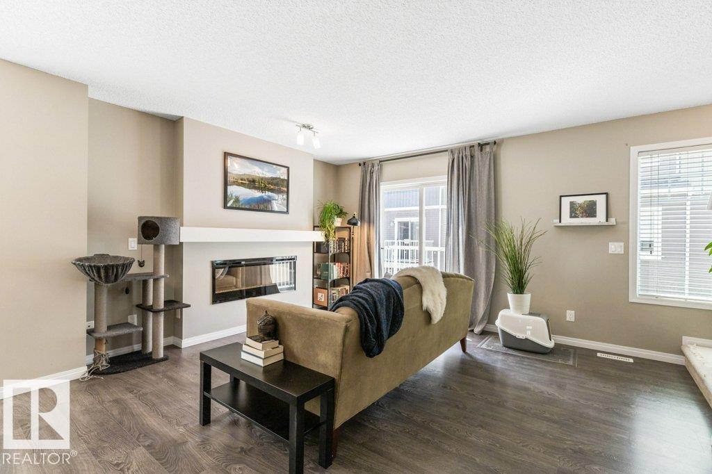 Photo 29 of 78 4050 Savaryn Dr Sw, Edmonton AB