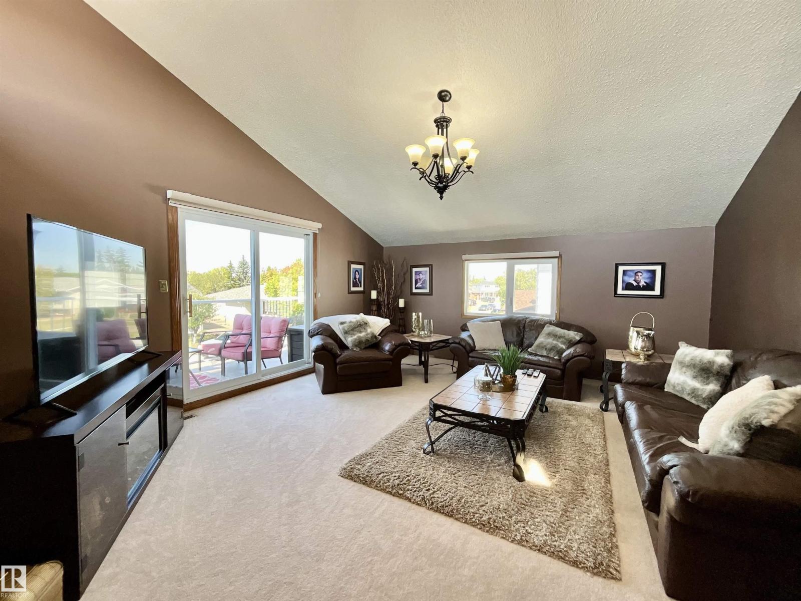 Photo 23 of 11031 166 Av Nw, Edmonton AB