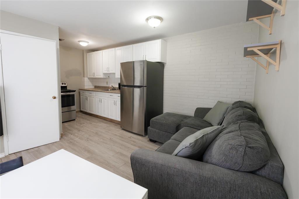 Photo 12 of 2 944 Archibald Street, Winnipeg MB