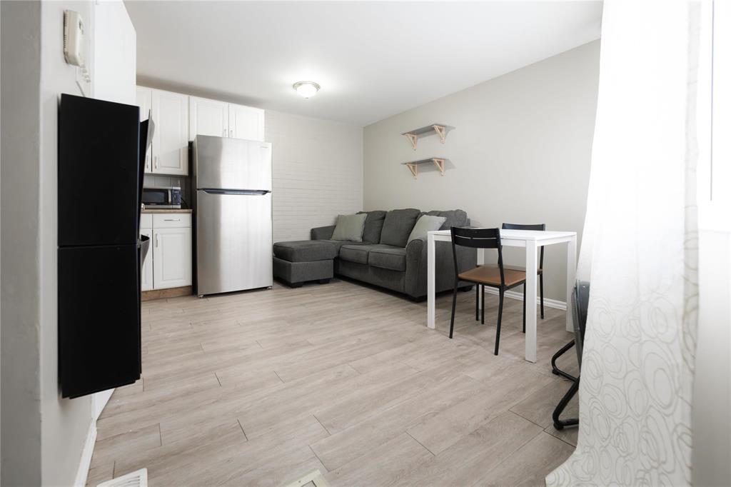 Photo 14 of 2 944 Archibald Street, Winnipeg MB