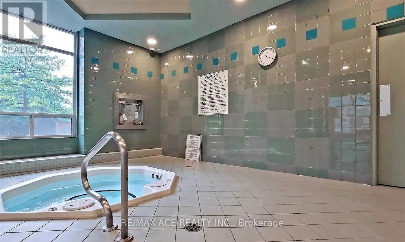 Photo 42 of 1108 29 Northern Heights Drive, Richmond Hill ON