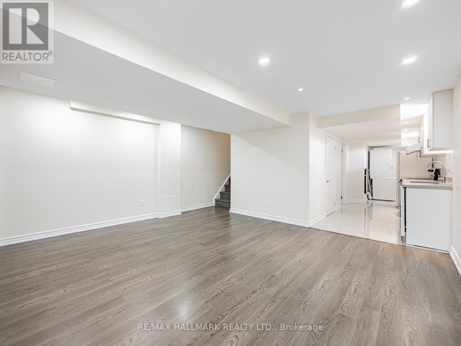 Photo 6 of 6630 Blackheath Ridge, Mississauga ON