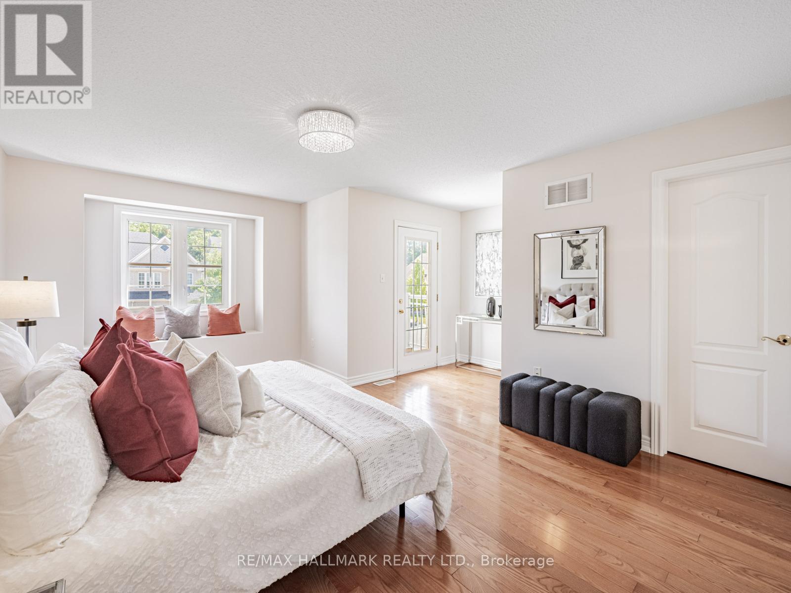 Photo 35 of 6630 Blackheath Ridge, Mississauga ON