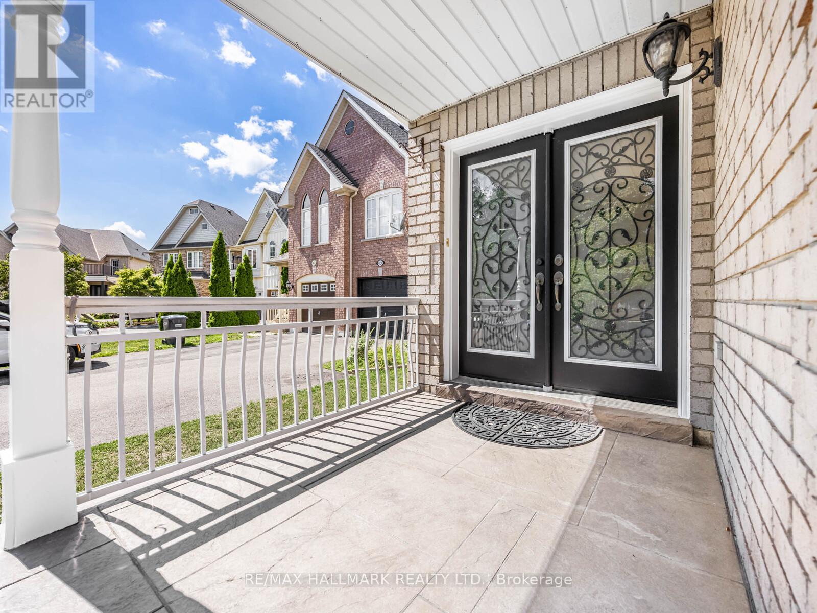 Photo 22 of 6630 Blackheath Ridge, Mississauga ON