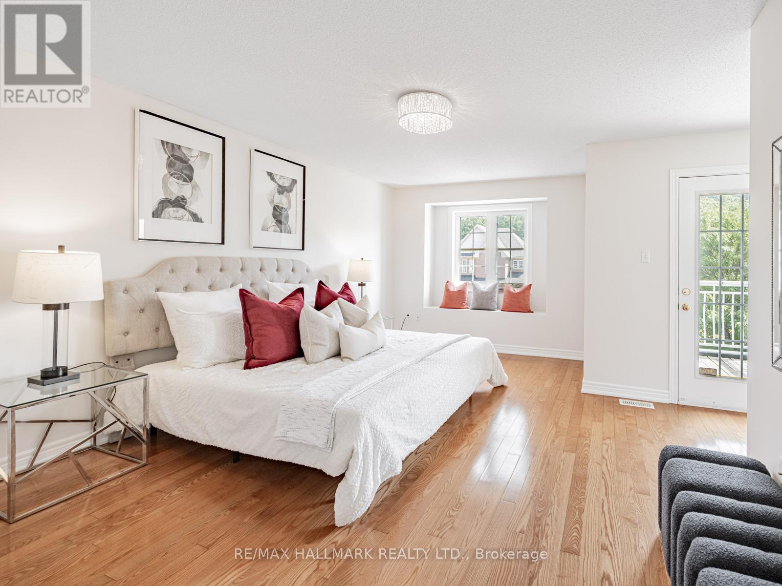 Photo 13 of 6630 Blackheath Ridge, Mississauga ON