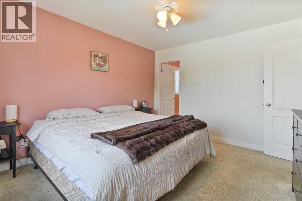Photo 22 of 703 Northridge Avenue, Picture Butte AB