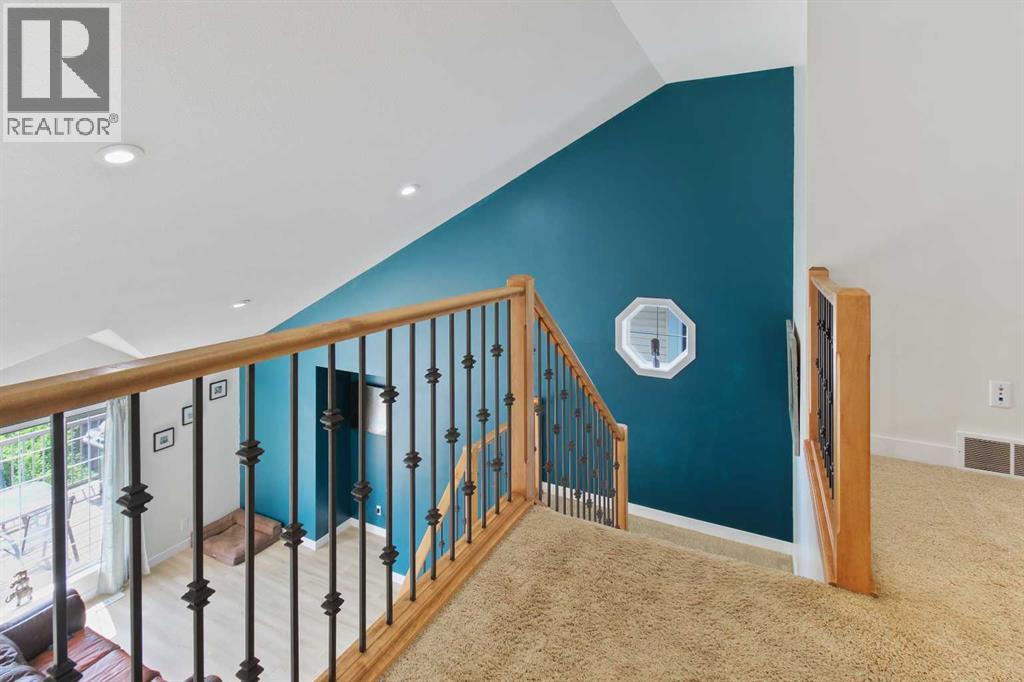 Photo 35 of 703 Northridge Avenue, Picture Butte AB