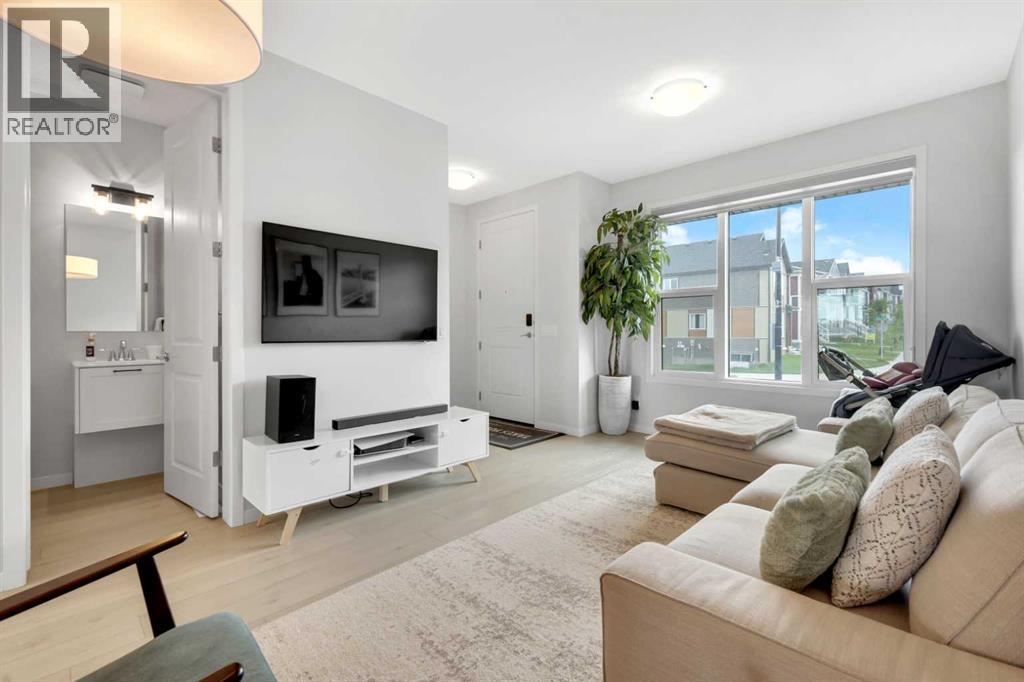 Photo 39 of 222 Aquila Drive Nw, Calgary AB