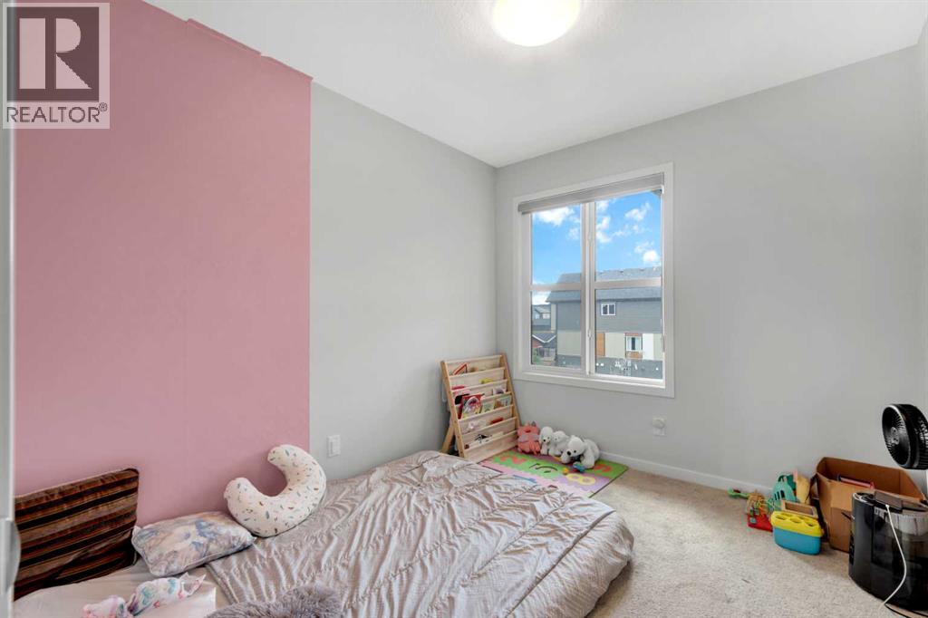 Photo 24 of 222 Aquila Drive Nw, Calgary AB