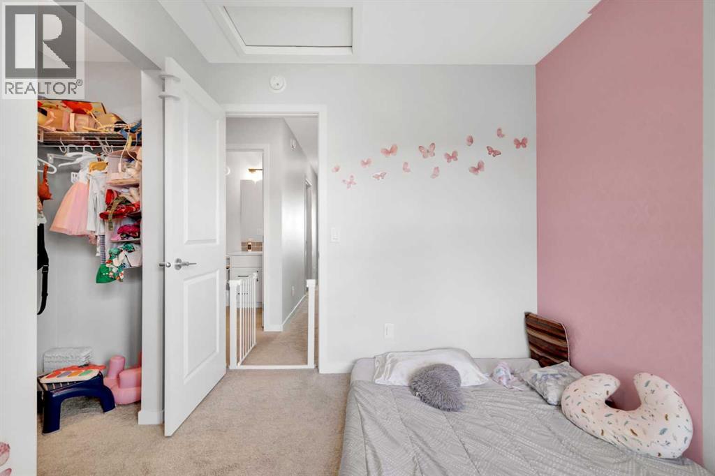 Photo 32 of 222 Aquila Drive Nw, Calgary AB
