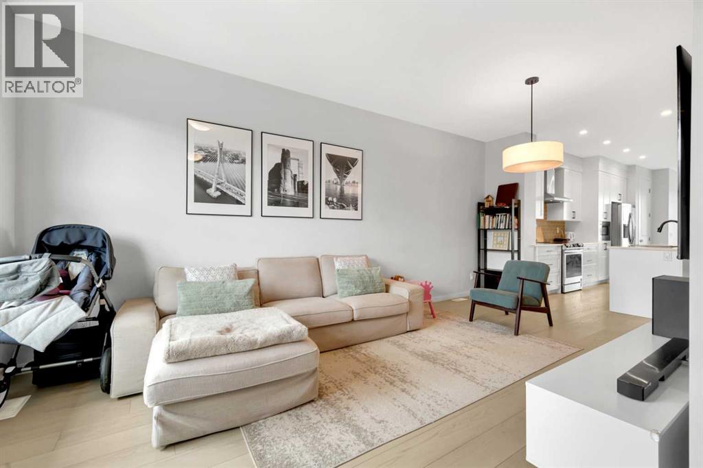 Photo 34 of 222 Aquila Drive Nw, Calgary AB