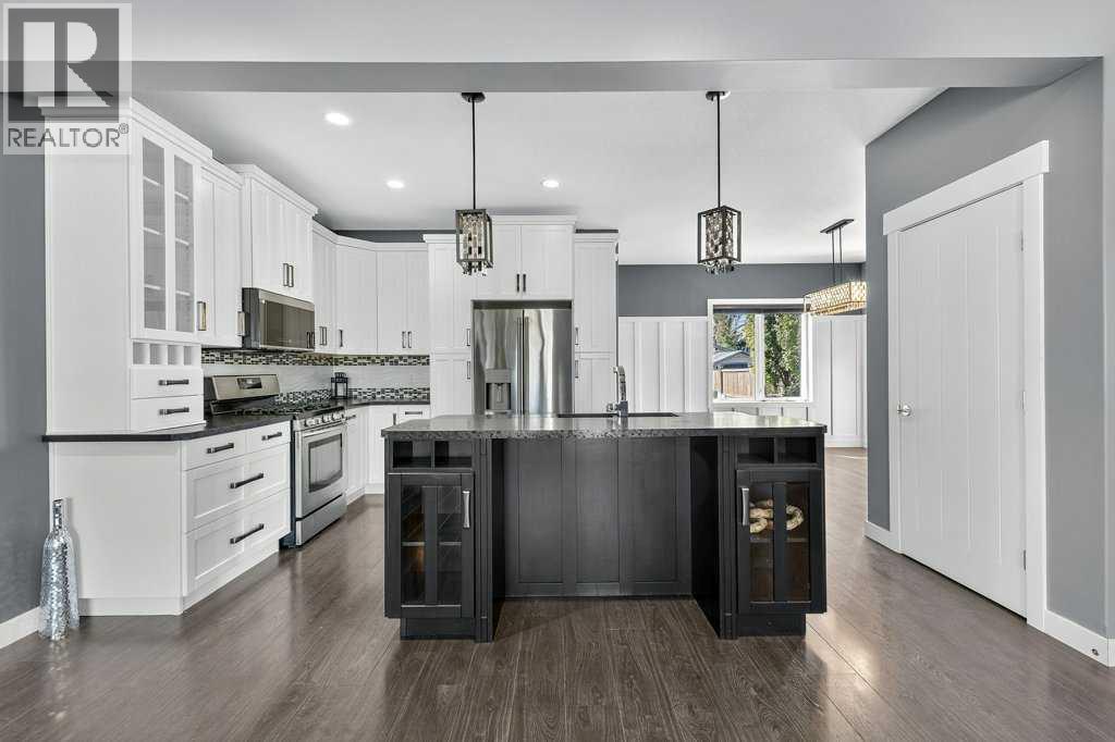 Photo 30 of 28 Richfield Crescent, Sylvan Lake AB