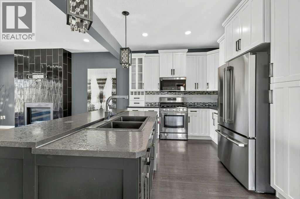 Photo 12 of 28 Richfield Crescent, Sylvan Lake AB