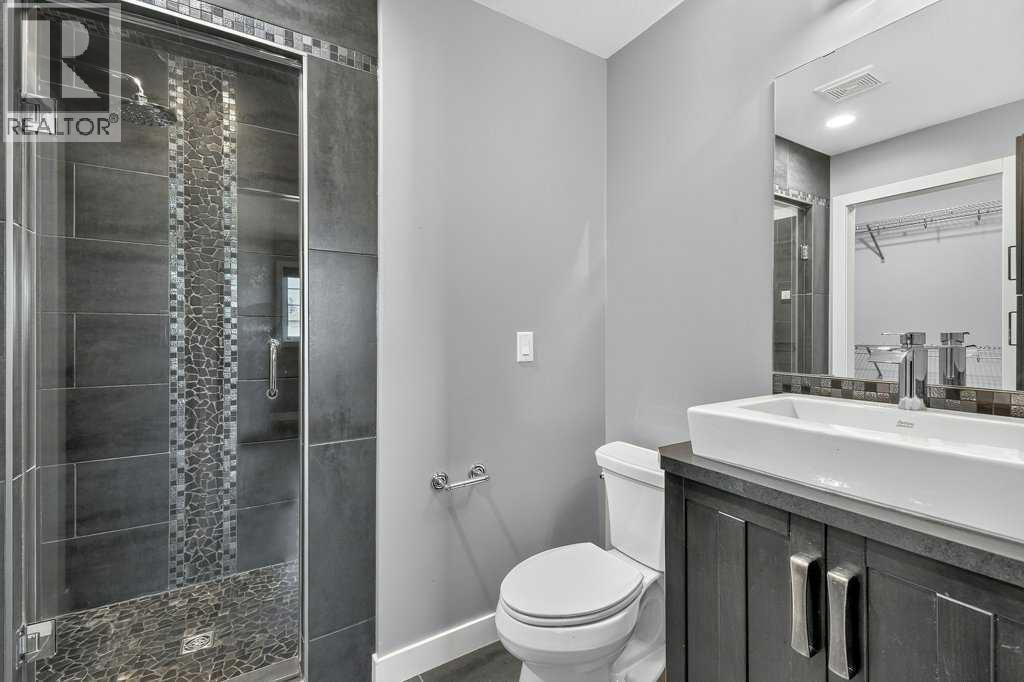 Photo 3 of 28 Richfield Crescent, Sylvan Lake AB