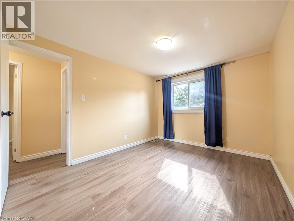 Photo 5 of 230 Linden Drive, Cambridge ON