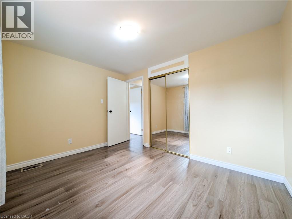 Photo 6 of 230 Linden Drive, Cambridge ON