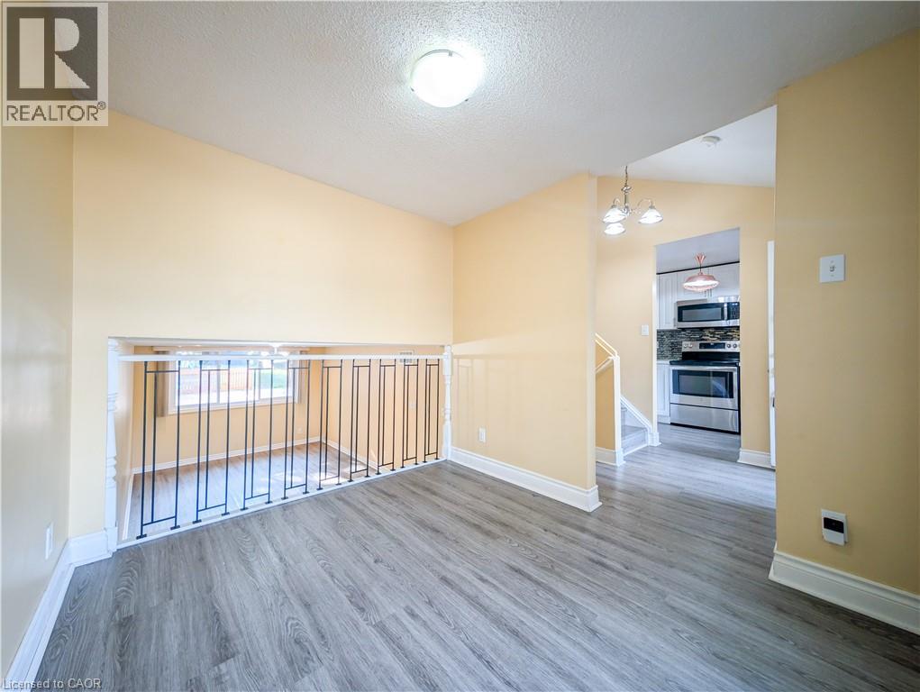 Photo 23 of 230 Linden Drive, Cambridge ON