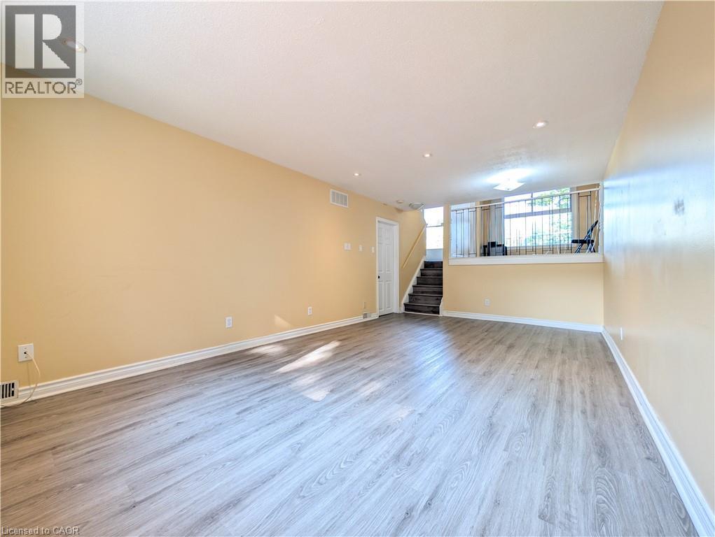 Photo 22 of 230 Linden Drive, Cambridge ON