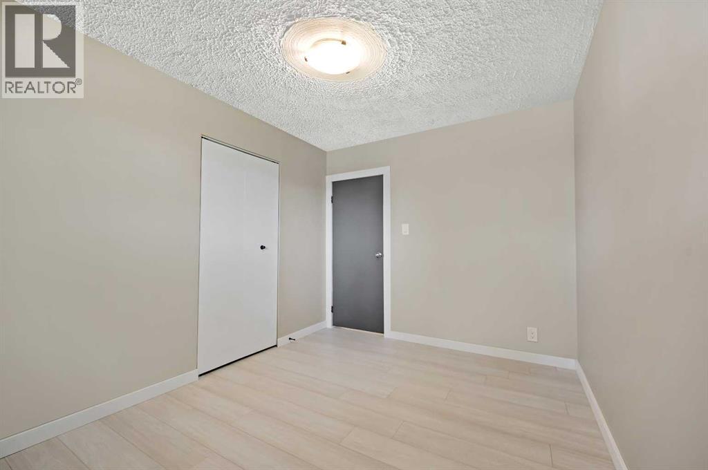 Photo 5 of 4524 Fordham Crescent Se, Calgary AB