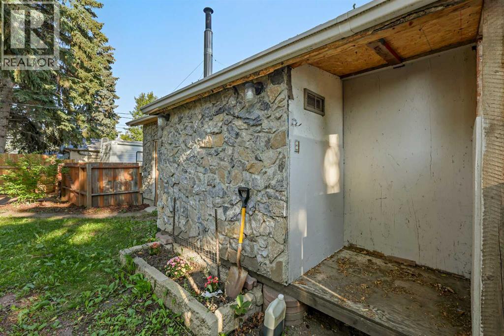 Photo 1 of 4524 Fordham Crescent Se, Calgary AB