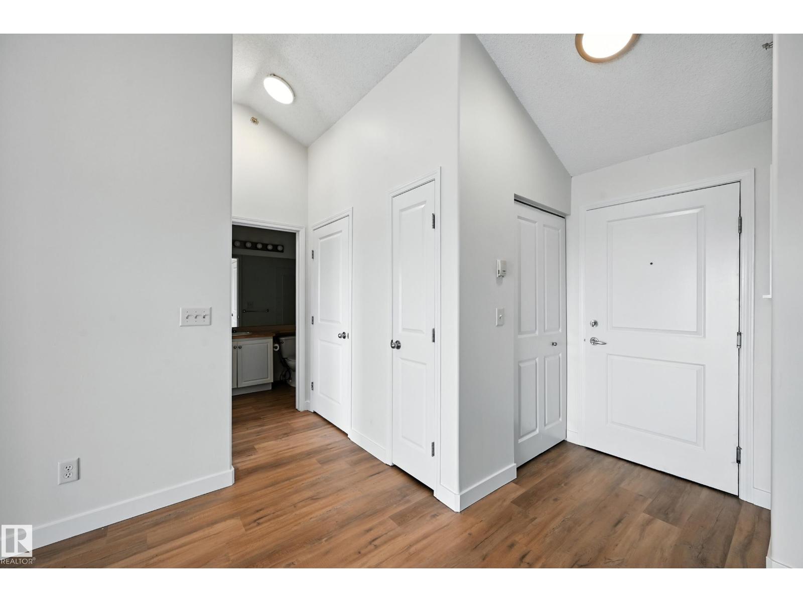 Photo 2 of 417 245 Edwards Dr Sw, Edmonton AB