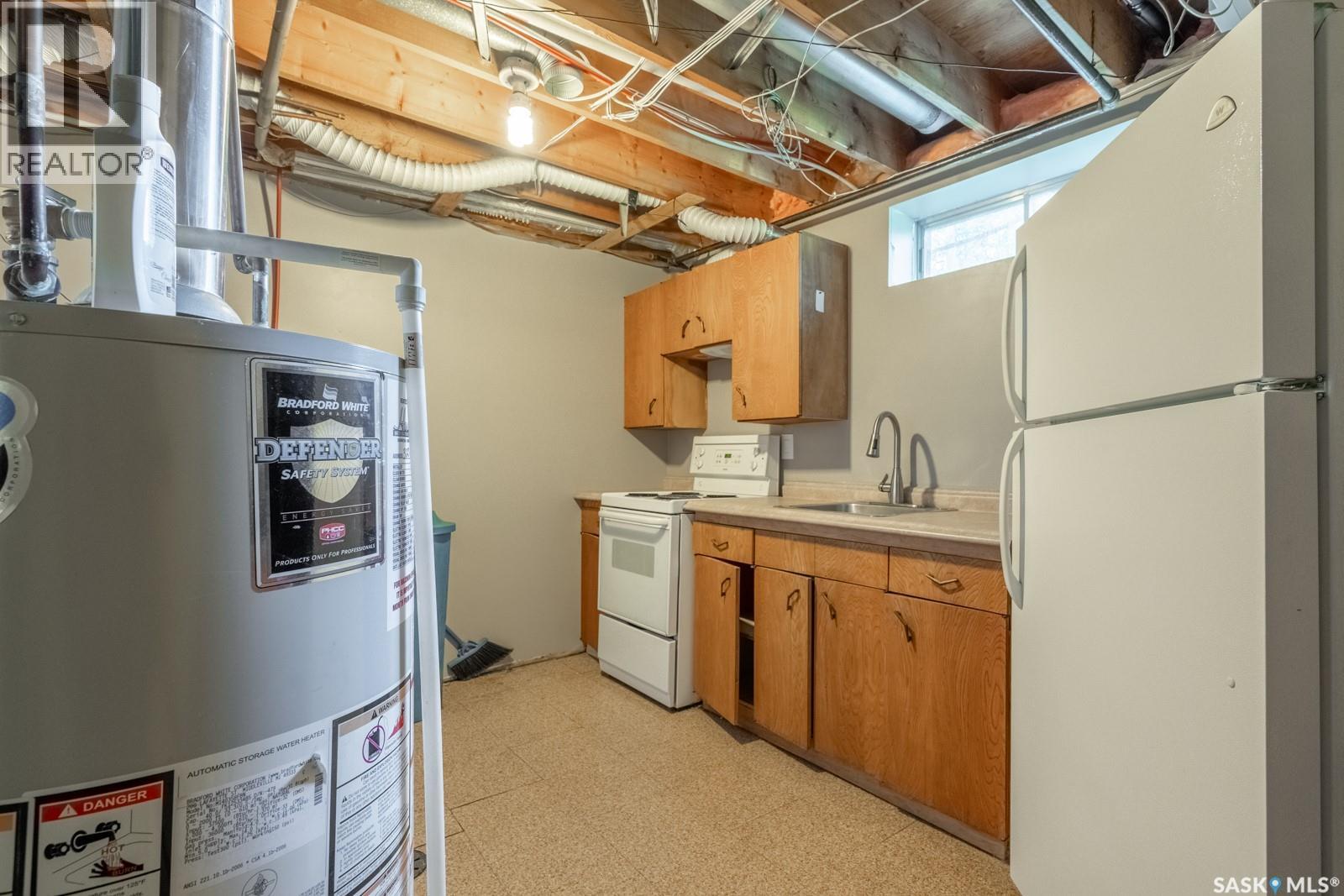 Photo 16 of 3123 Jenkins Drive E, Regina SK